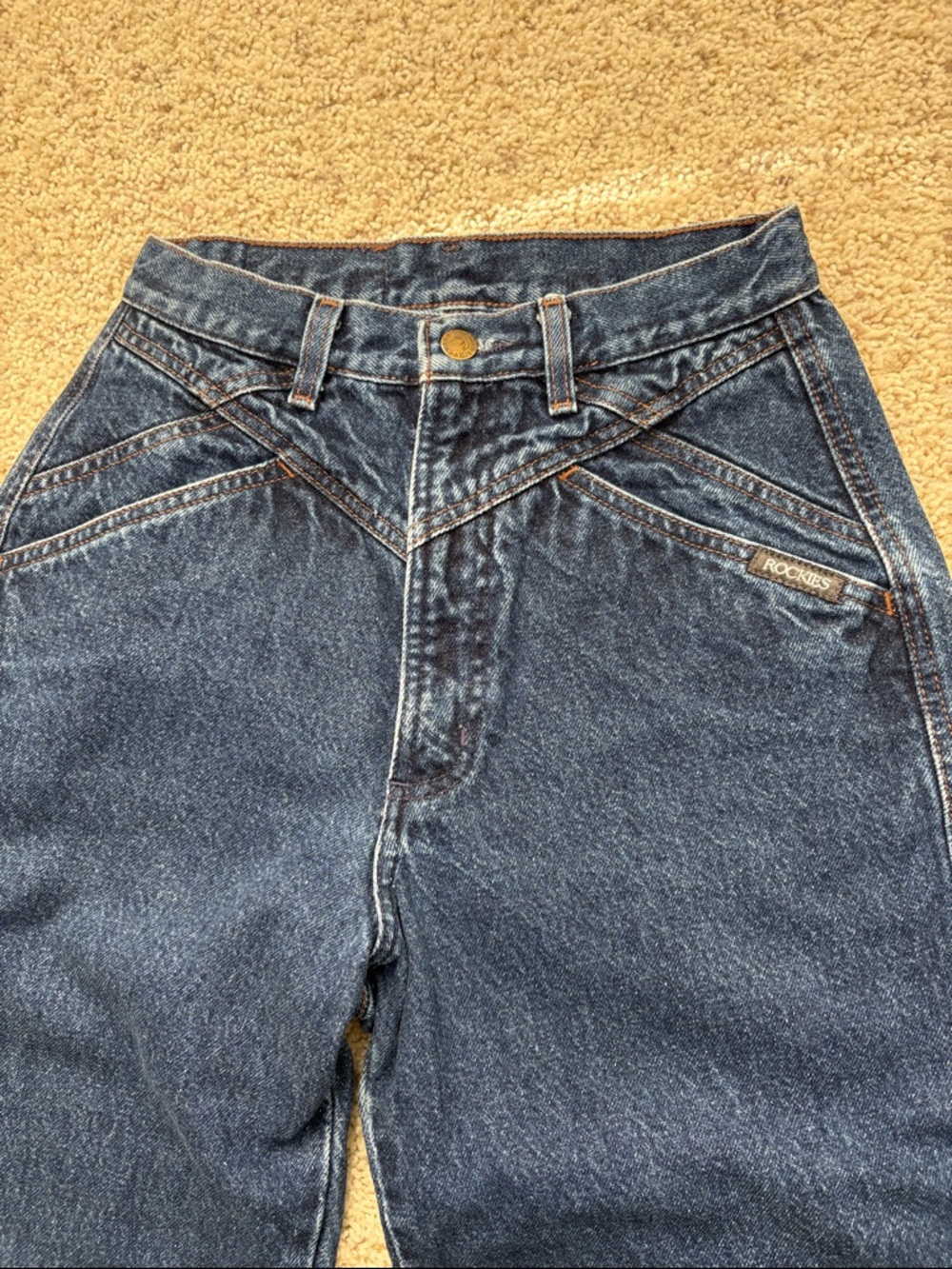 VINTAGE Rocky Mountain Clothing Company Dark Wash Denim Jeans - Picture 2 of 5